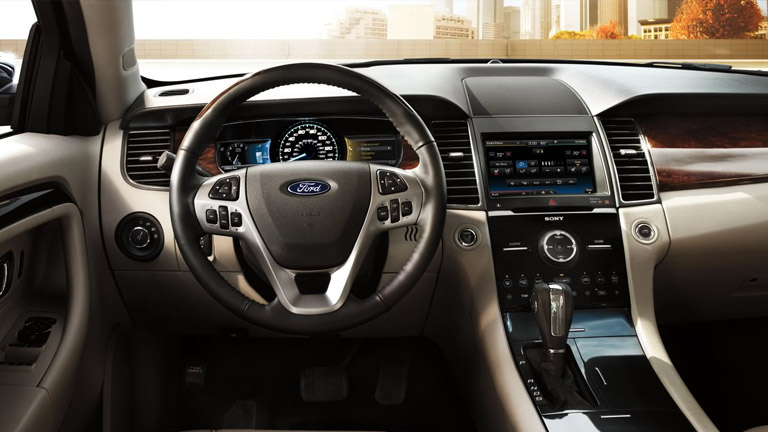 2015 Ford Taurus Interior